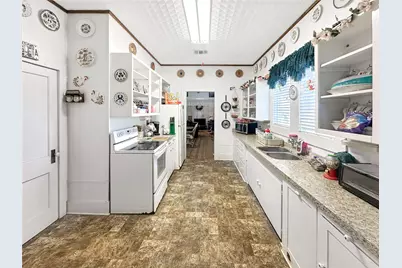 111 S Mill Street, Flatonia, TX 78941 - Photo 7