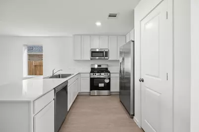 2207 Jeter Drive, Bryan, TX 77807 - Photo 3