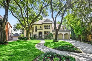 1319 Oyster Point Dr, Sugar Land, TX 77478 - Photo 3
