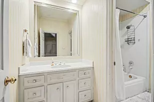 1319 Oyster Point Dr, Sugar Land, TX 77478 - Photo 39