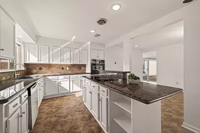 1007 Apache Falls Drive, Katy, TX 77450 - Photo 17