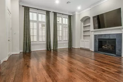 2419 Brazoria Street #C, Houston, TX 77019 - Photo 9