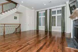 2419 Brazoria St, Houston, TX 77019 - Photo 11