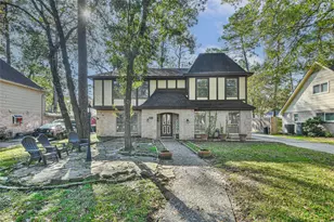 2022 Riverlawn Dr, Kingwood, TX 77339 - Photo 1