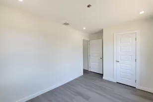 5217 Hershe, Houston, TX 77020 - Photo 23
