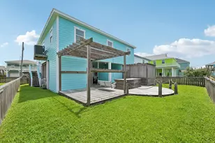 977 Bahama Dr, Crystal Beach, TX 77650 - Photo 27