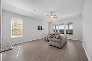 2503 Rose Quartz Dr, Texas City, TX 77591 - Photo 5