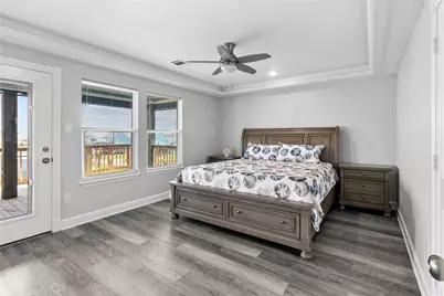 206 San Luis Boulevard, Freeport, TX 77541 - Photo 9