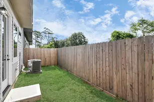 313 Charlock St, Houston, TX 77022 - Photo 29