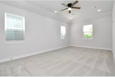 313 Charlock Street, Houston, TX 77022 - Photo 17