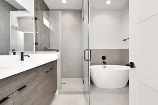 313 Charlock St, Houston, TX 77022 - Photo 19