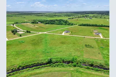 426 Chuckwagon Trail, Angleton, TX 77515 - Photo 3