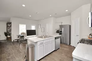 21114 Waze Lewis Dr, New Caney, TX 77357 - Photo 9