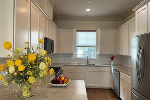 4031 Bellefontaine St St, Houston, TX 77025 - Photo 7