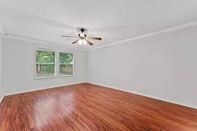 185 W Misty Dawn Drive, The Woodlands, TX 77385 - Photo 15