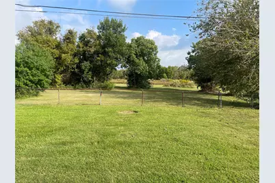 2806 33rd Avenue N, Texas City, TX 77590 - Photo 3