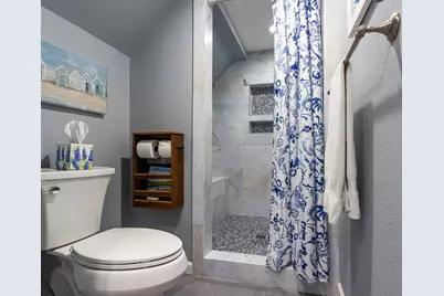 16518 Jean Lafitte Road, Jamaica Beach, TX 77554 - Photo 19