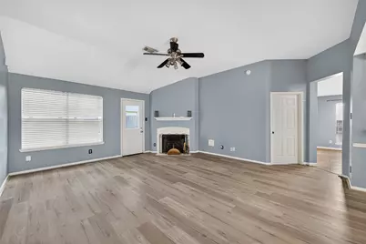 20019 Mason Creek Drive, Katy, TX 77449 - Photo 9