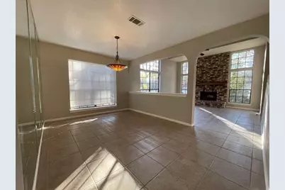 88 W Rainbow Ridge Circle, The Woodlands, TX 77381 - Photo 7