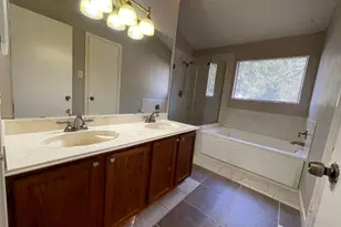 88 W Rainbow Ridge Cir, The Woodlands, TX 77381 - Photo 5