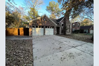 88 W Rainbow Ridge Circle, The Woodlands, TX 77381 - Photo 3