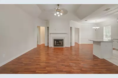 301 Lasso Street, Angleton, TX 77515 - Photo 17