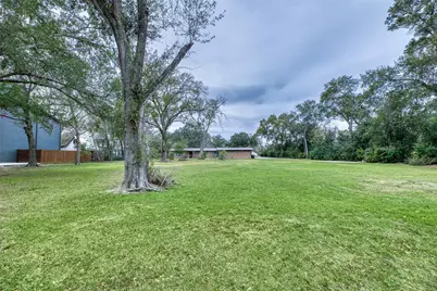 1505 East Avenue, Katy, TX 77493 - Photo 9