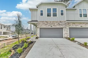 678 Royal Arch, Conroe, TX 77304 - Photo 1