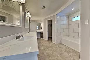 1102 Baffin Ln, Houston, TX 77090 - Photo 7