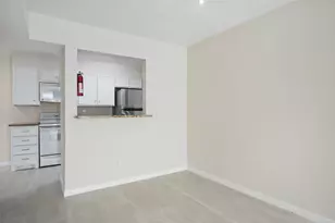 17210 Imperial Valley Dr, Houston, TX 77060 - Photo 5