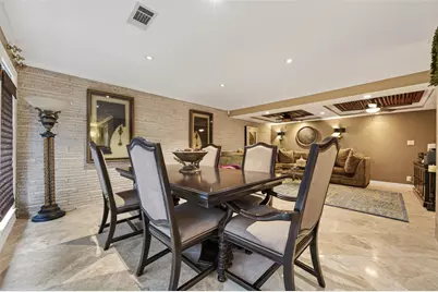 10034 Meadow Lake Lane, Houston, TX 77042 - Photo 27