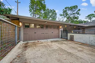 10034 Meadow Lake Ln, Houston, TX 77042 - Photo 45