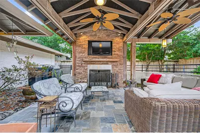 10034 Meadow Lake Lane, Houston, TX 77042 - Photo 43