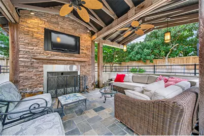 10034 Meadow Lake Lane, Houston, TX 77042 - Photo 41