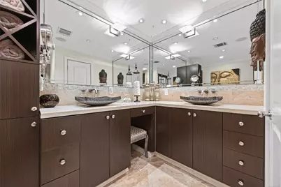 10034 Meadow Lake Lane, Houston, TX 77042 - Photo 21