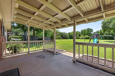 2809 3rd Avenue N, Texas City, TX 77590 - Photo 23