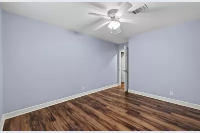 2809 3rd Avenue N, Texas City, TX 77590 - Photo 17