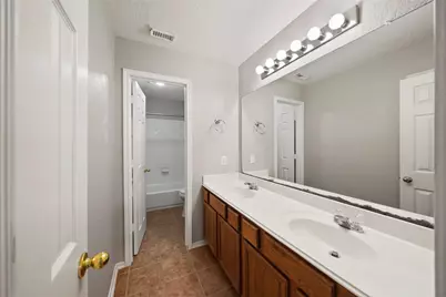 11824 Princess Garden Way, Houston, TX 77047 - Photo 19