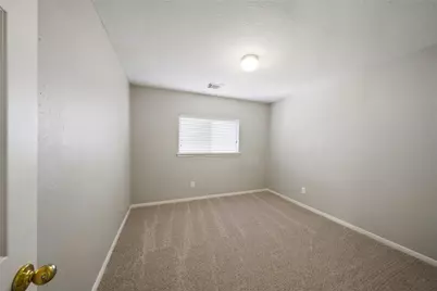 11824 Princess Garden Way, Houston, TX 77047 - Photo 17