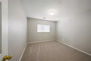 11824 Princess Garden Way, Houston, TX 77047 - Photo 17