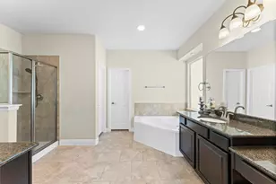 13922 Desert Trace Ct, Houston, TX 77044 - Photo 17