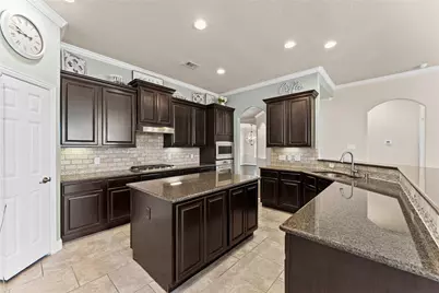 13922 Desert Trace Court, Houston, TX 77044 - Photo 9