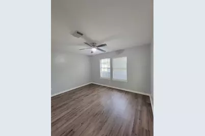 2602 27th Avenue N, Texas City, TX 77590 - Photo 9