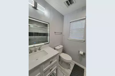 2602 27th Avenue N, Texas City, TX 77590 - Photo 7
