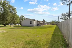 2656 Dennis St, Orange, TX 77632 - Photo 29