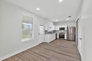 918 Ivycroft Ln, Spring, TX 77373 - Photo 9