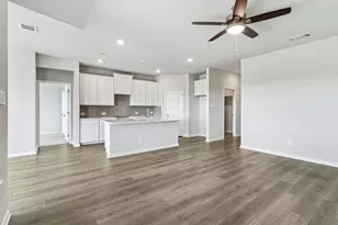 17219 Remington Mdws St, Waller, TX 77484 - Photo 5