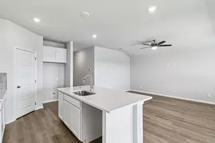 17219 Remington Mdws St, Waller, TX 77484 - Photo 9