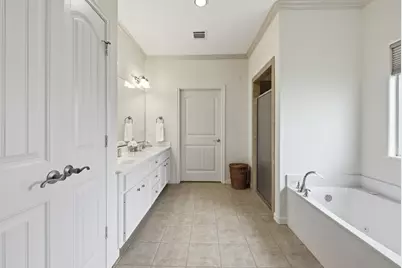 2613 Leila Court, Bryan, TX 77802 - Photo 11