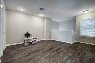 7913 Ellinger Ln, Houston, TX 77040 - Photo 23
